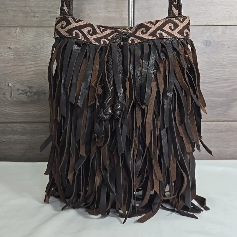 Lucky Brand Fringe Brown Leather Crossbody Shoulder Bag - Picture 2 of 13